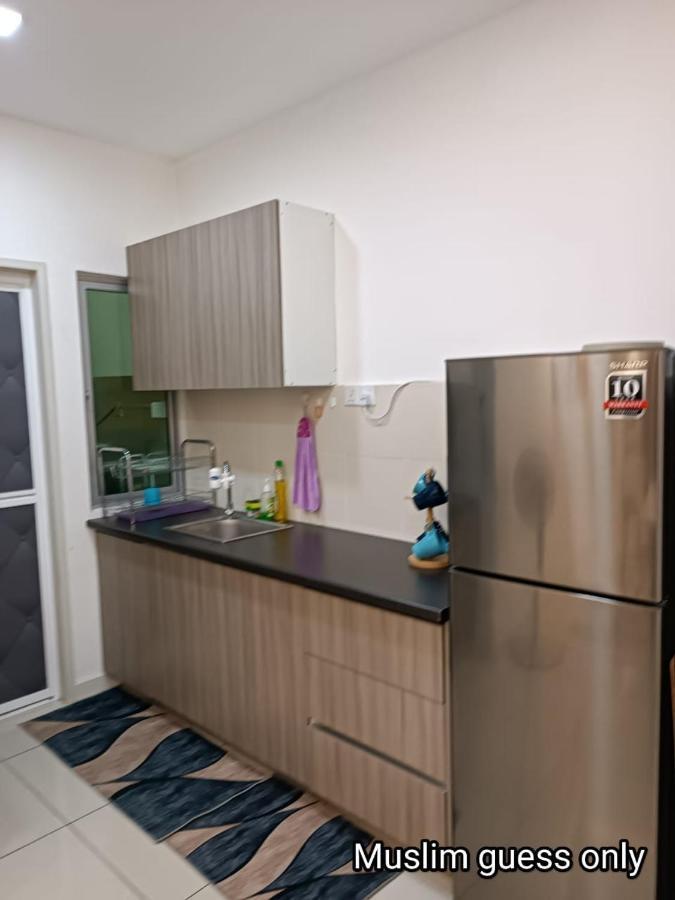 Qaisara D'Savanna Homestay@Southville City Bangi Exteriör bild