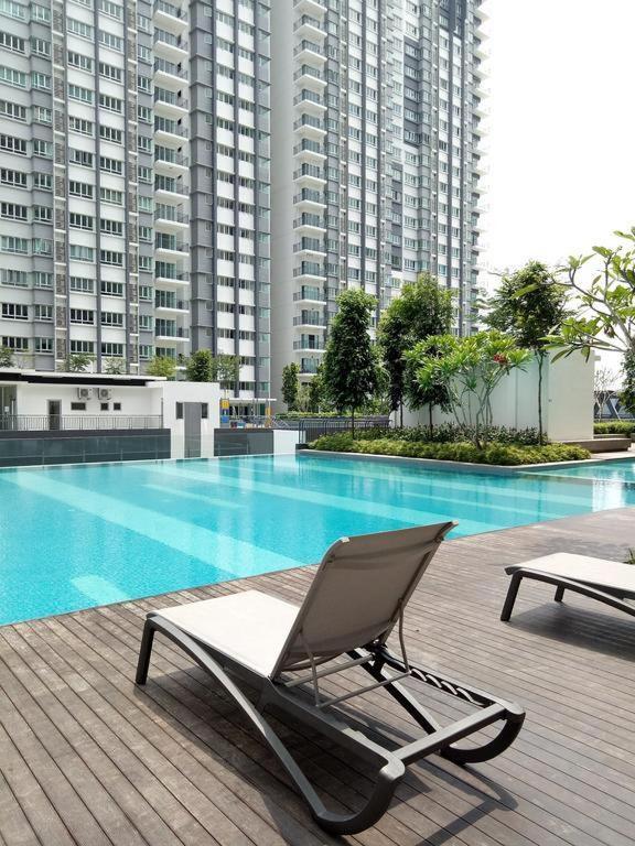 Qaisara D'Savanna Homestay@Southville City Bangi Exteriör bild